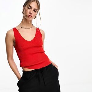 Bright Red Sleeveless V-Neck ribbed women’s top size XS